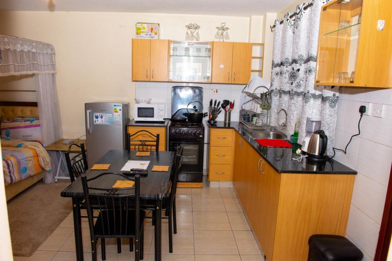 Mercy-Phillips Apartments Located At Eagle Tower Building Nairobi City Centre Bagian luar foto